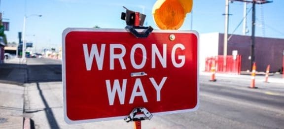 wrong way sign