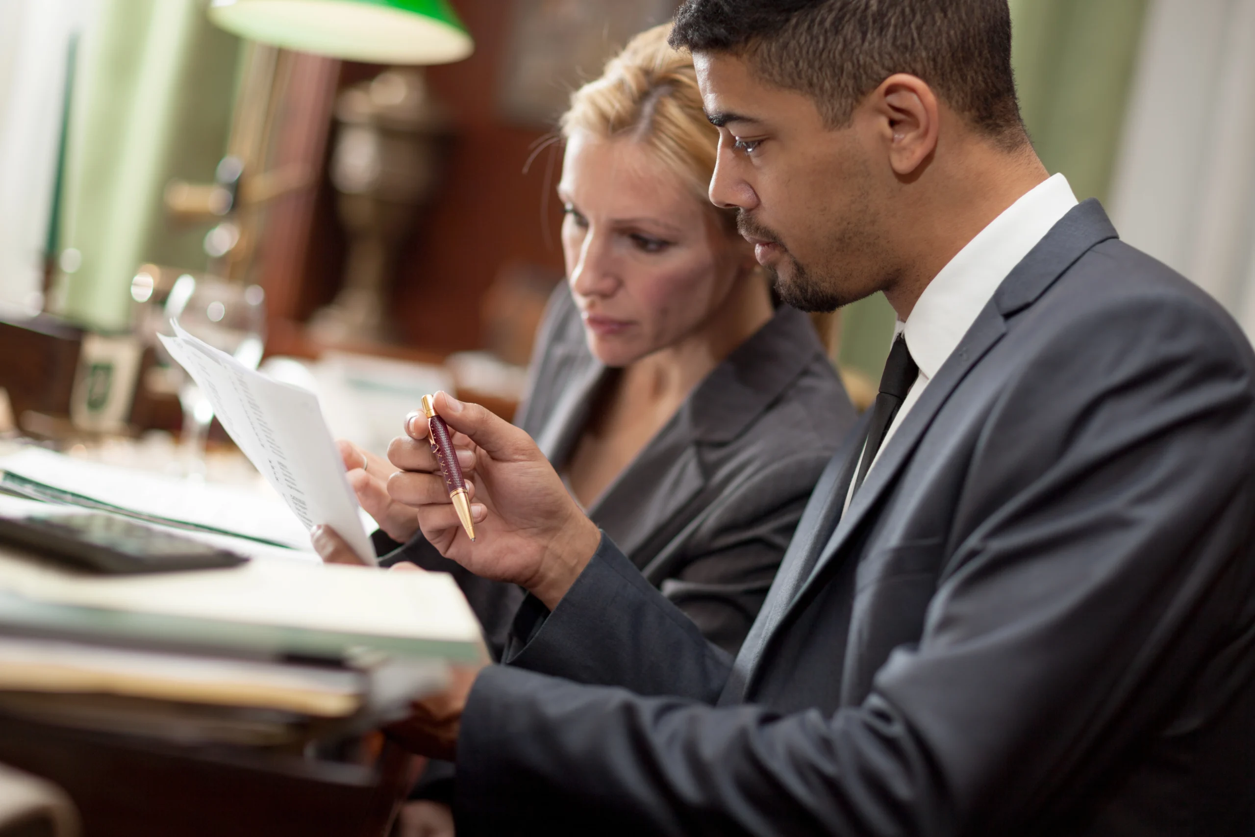 Signing a Contract after a free consultation with a personal injury lawyer